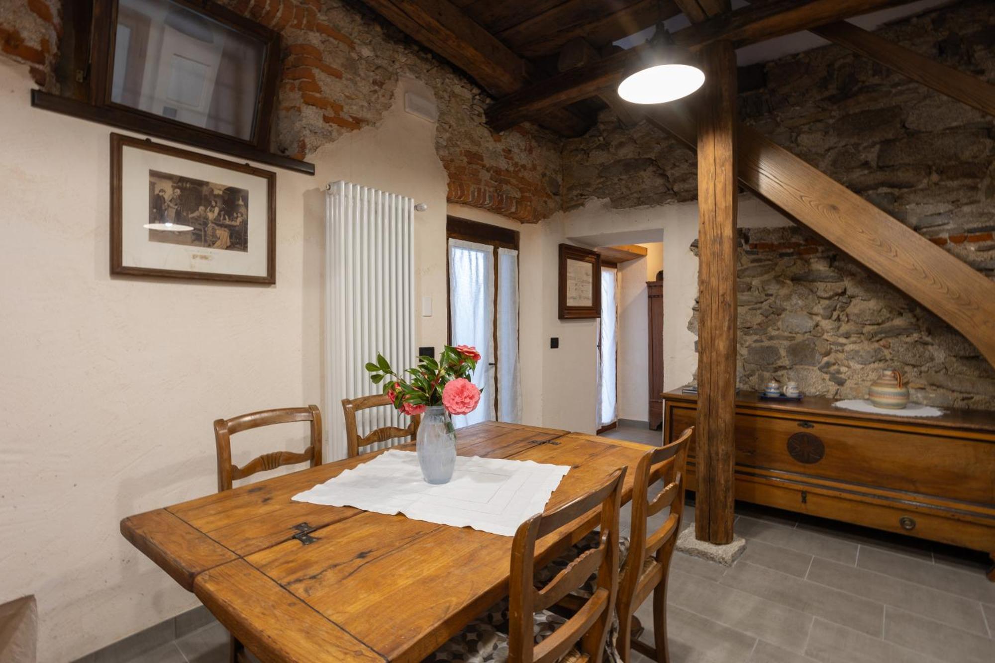 Apartamento Da Tinti Madonna Del Sasso Exterior foto
